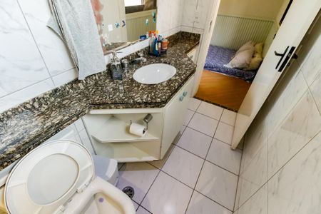 Apartamento para alugar com 150m², 3 quartos e 4 vagasBanheiro da Suíte 1