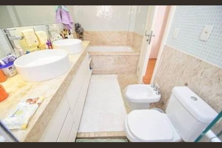 Casa de condomínio à venda com 500m², 4 quartos e 3 vagas Casa de condomínio à venda com 500m², 4 quartos e 3 vagasFoto 18