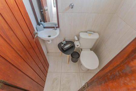 Casa à venda com 154m², 3 quartos e 4 vagasBanheiro de serviço