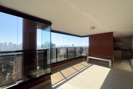 Apartamento à venda com 432m², 3 quartos e 5 vagasVaranda da sala