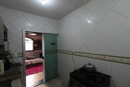 Casa à venda com 140m², 3 quartos e 2 vagasCozinha