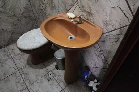 Casa à venda com 140m², 3 quartos e 2 vagasBanheiro da Suíte