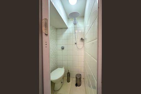 Apartamento para alugar com 90m², 2 quartos e 1 vaga Apartamento para alugar com 90m², 2 quartos e 1 vagaBanheiro de serviço