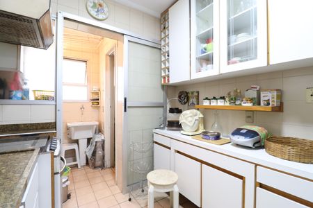 Apartamento à venda com 54m², 2 quartos e 1 vagaCozinha