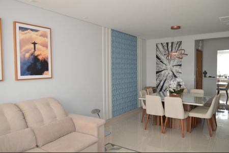 Apartamento à venda com 103m², 2 quartos e 1 vagaSala