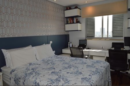 Apartamento à venda com 103m², 2 quartos e 1 vagaSuíte