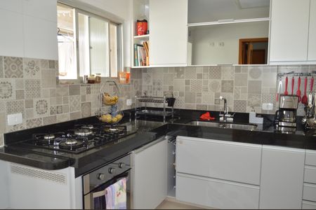 Apartamento à venda com 103m², 2 quartos e 1 vagaCozinha