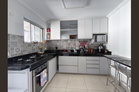 Apartamento à venda com 103m², 2 quartos e 1 vagaCozinha