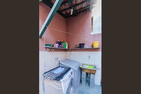 Casa à venda com 216m², 2 quartos e 2 vagas Casa à venda com 216m², 2 quartos e 2 vagasÁrea de Serviço