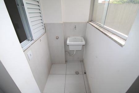 Apartamento para alugar com 36m², 2 quartos e 1 vagaÁrea de Serviço