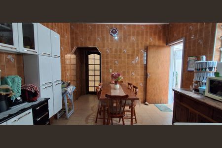 Casa à venda com 147m², 3 quartos e 2 vagas Casa à venda com 147m², 3 quartos e 2 vagasCozinha