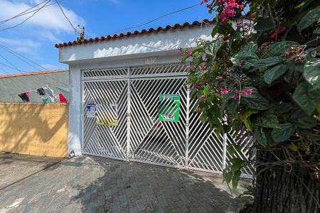 Casa à venda com 147m², 3 quartos e 2 vagasFachada+plaquinha