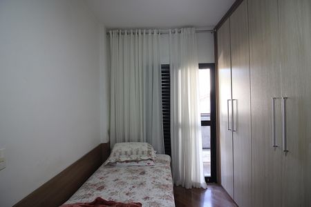 Apartamento à venda com 139m², 3 quartos e 2 vagasQuarto 2