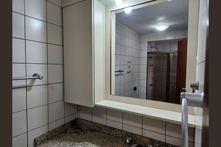 Apartamento para alugar com 105m², 3 quartos e 2 vagasBanheiro Suíte