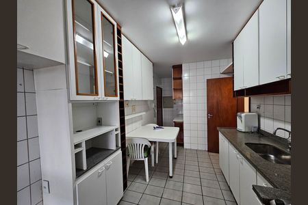 Apartamento para alugar com 105m², 3 quartos e 2 vagasCozinha