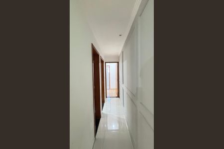 Apartamento à venda com 110m², 2 quartos e 1 vaga Apartamento à venda com 110m², 2 quartos e 1 vagaCorredor