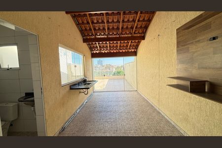 Apartamento à venda com 110m², 2 quartos e 1 vaga Apartamento à venda com 110m², 2 quartos e 1 vagaCobertura