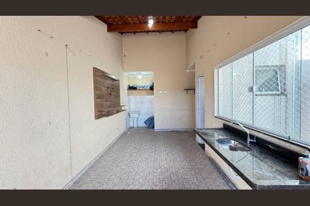 Apartamento à venda com 110m², 2 quartos e 1 vaga Apartamento à venda com 110m², 2 quartos e 1 vagaCobertura