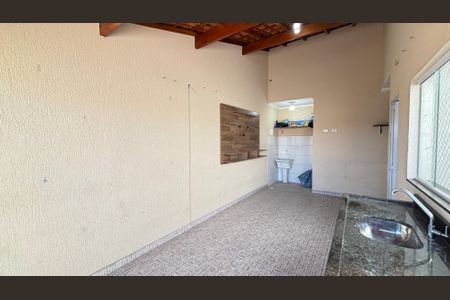 Apartamento à venda com 110m², 2 quartos e 1 vaga Apartamento à venda com 110m², 2 quartos e 1 vagaCobertura