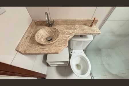 Apartamento à venda com 110m², 2 quartos e 1 vaga Apartamento à venda com 110m², 2 quartos e 1 vagaBanheiro