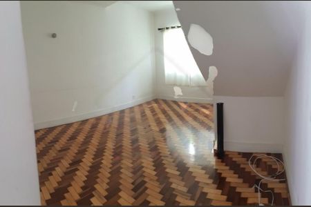 Casa à venda com 138m², 2 quartos e 2 vagas Casa à venda com 138m², 2 quartos e 2 vagasFoto 04