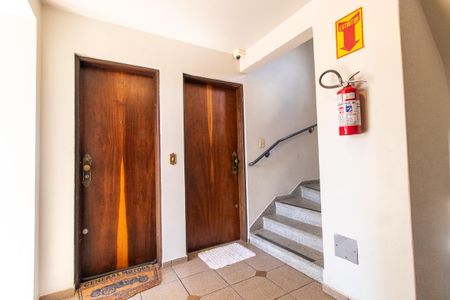 Hall de entrada de apartamento para alugar com 3 quartos, 240m² em Bacacheri, Curitiba