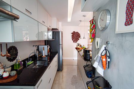 Apartamento para alugar com 86m², 2 quartos e 1 vagaCozinha e Área de Serviço