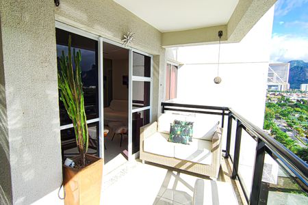 Apartamento para alugar com 86m², 2 quartos e 1 vagaVaranda