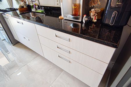 Apartamento para alugar com 86m², 2 quartos e 1 vagaCozinha e Área de Serviço