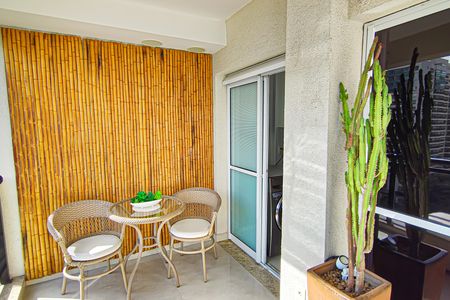 Apartamento para alugar com 86m², 2 quartos e 1 vagaVaranda