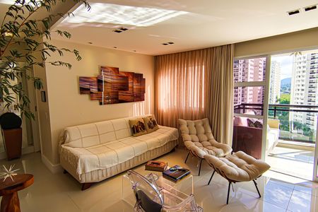 Apartamento para alugar com 86m², 2 quartos e 1 vagaSala