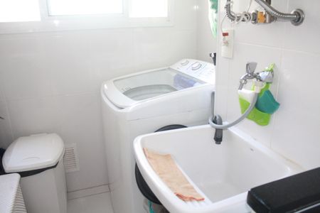 Apartamento à venda com 87m², 3 quartos e 2 vagasCozinha e Área de Serviço