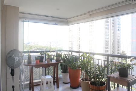 Apartamento à venda com 87m², 3 quartos e 2 vagasSacada