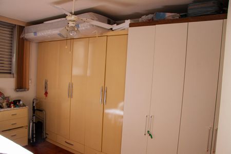 Apartamento à venda com 61m², 2 quartos e 1 vagaQuarto 2