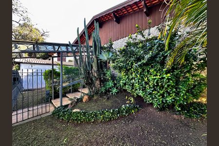 Casa à venda com 289m², 3 quartos e 2 vagas Casa à venda com 289m², 3 quartos e 2 vagasJardim