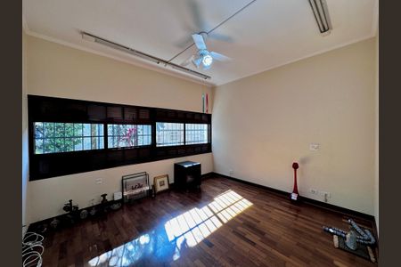 Casa à venda com 289m², 3 quartos e 2 vagas Casa à venda com 289m², 3 quartos e 2 vagasSuíte 3