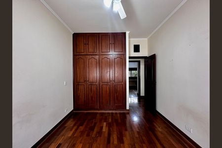 Casa à venda com 289m², 3 quartos e 2 vagas Casa à venda com 289m², 3 quartos e 2 vagasSuíte 1