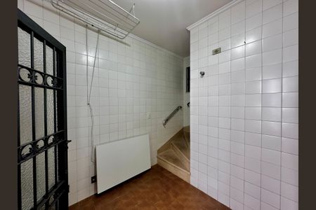 Casa à venda com 289m², 3 quartos e 2 vagas Casa à venda com 289m², 3 quartos e 2 vagasÁrea de Serviço