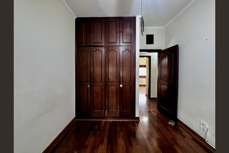 Casa à venda com 289m², 3 quartos e 2 vagas Casa à venda com 289m², 3 quartos e 2 vagasSuíte 2