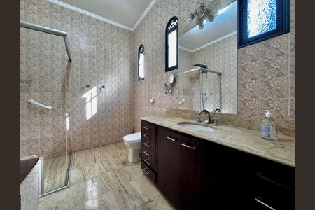 Casa à venda com 289m², 3 quartos e 2 vagas Casa à venda com 289m², 3 quartos e 2 vagasBanheiro Suíte 3