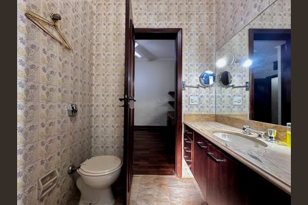 Casa à venda com 289m², 3 quartos e 2 vagas Casa à venda com 289m², 3 quartos e 2 vagasBanheiro Suíte 2