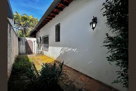 Casa à venda com 289m², 3 quartos e 2 vagas Casa à venda com 289m², 3 quartos e 2 vagasQuintal