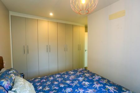 Apartamento à venda com 92m², 3 quartos e 2 vagasSuíte