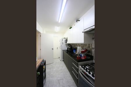 Apartamento à venda com 92m², 3 quartos e 2 vagasCozinha