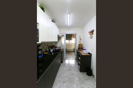 Apartamento à venda com 92m², 3 quartos e 2 vagasCozinha