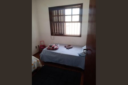 Casa à venda com 105m², 3 quartos e 5 vagasQuarto