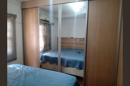 Casa à venda com 105m², 3 quartos e 5 vagasQuarto