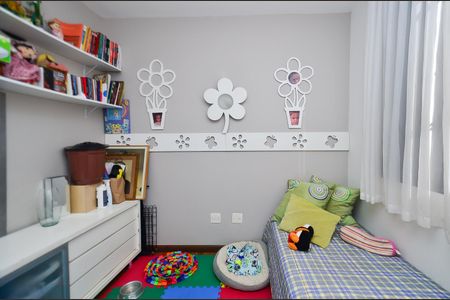 Apartamento à venda com 466m², 4 quartos e 5 vagasQuarto 2