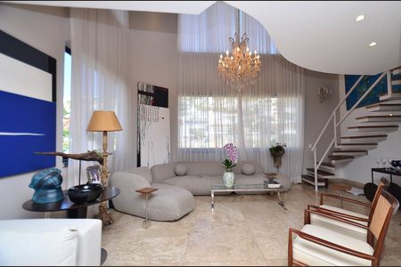 Apartamento à venda com 466m², 4 quartos e 5 vagasSala de estar