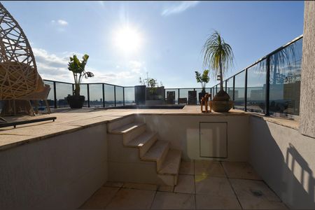 Apartamento à venda com 466m², 4 quartos e 5 vagasÁrea comum - Piscina